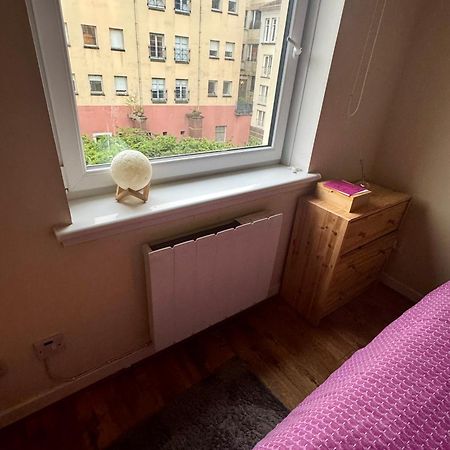 Quiet And Private Room Glasgow City Center Exterior photo